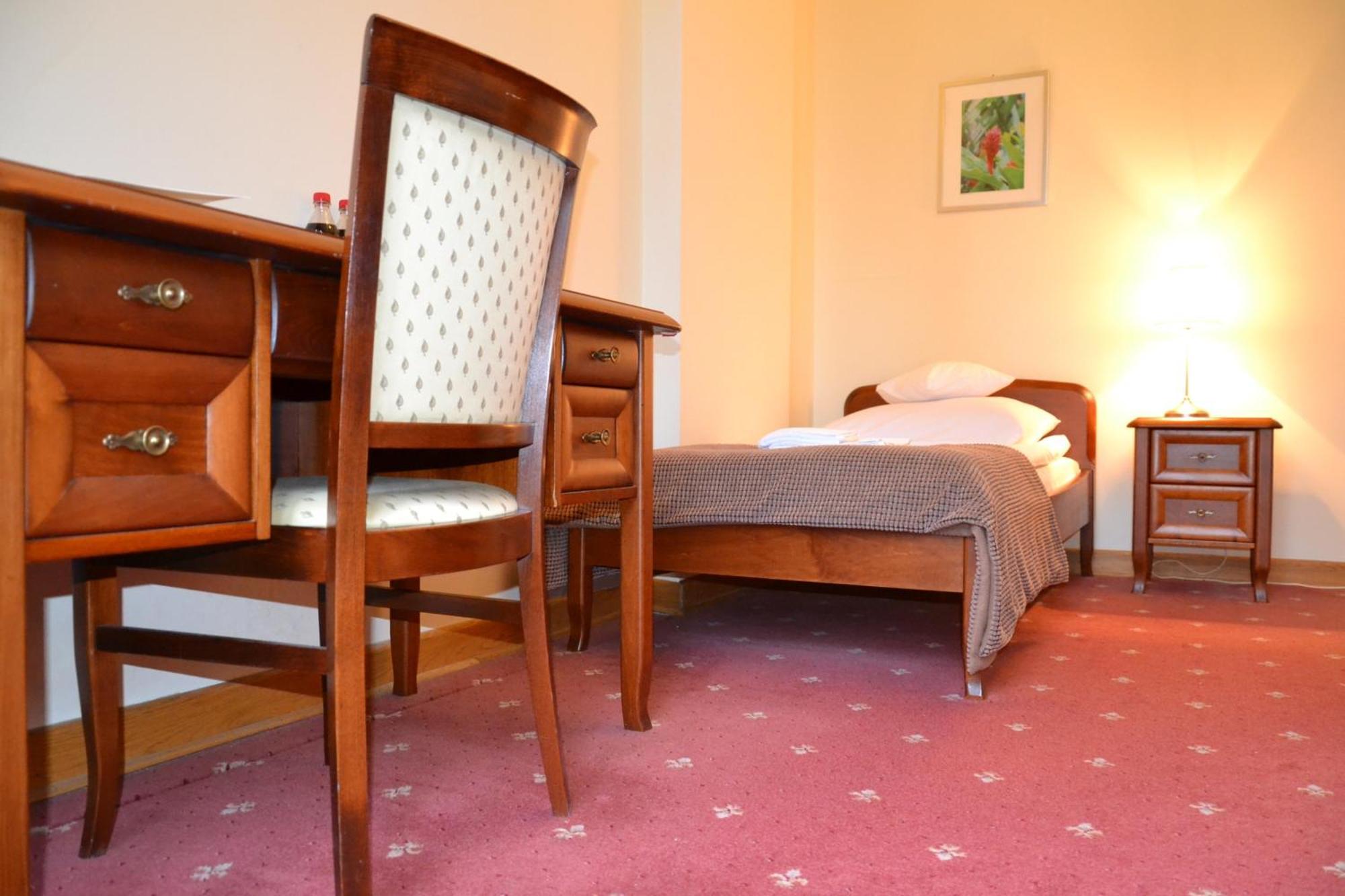 Hotel Lazienkowski Warszawa Rum bild