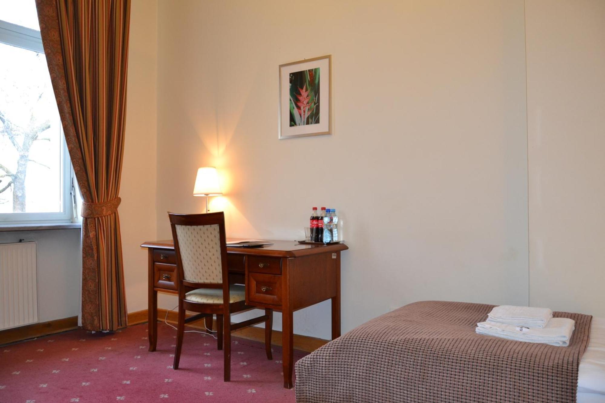 Hotel Lazienkowski Warszawa Rum bild